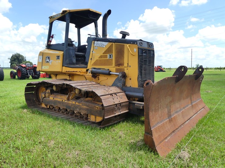 2014-deere-700k-lgp-image-2