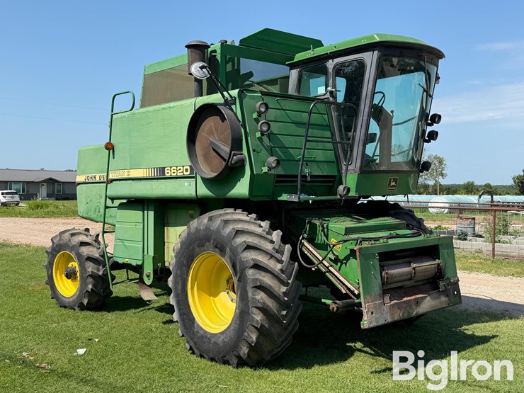 1985-john-deere-6620-titan-ii-image-3