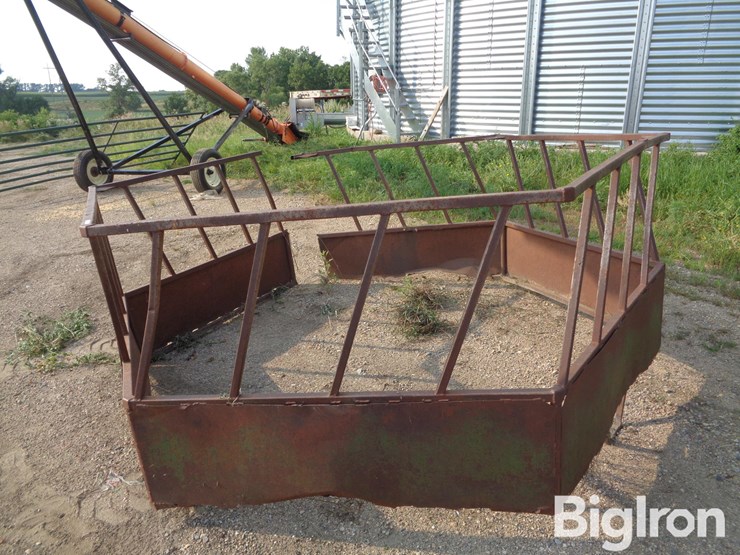 round-bale-feeder-image-1