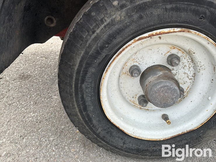 2011-massey-ferguson-730-image-17