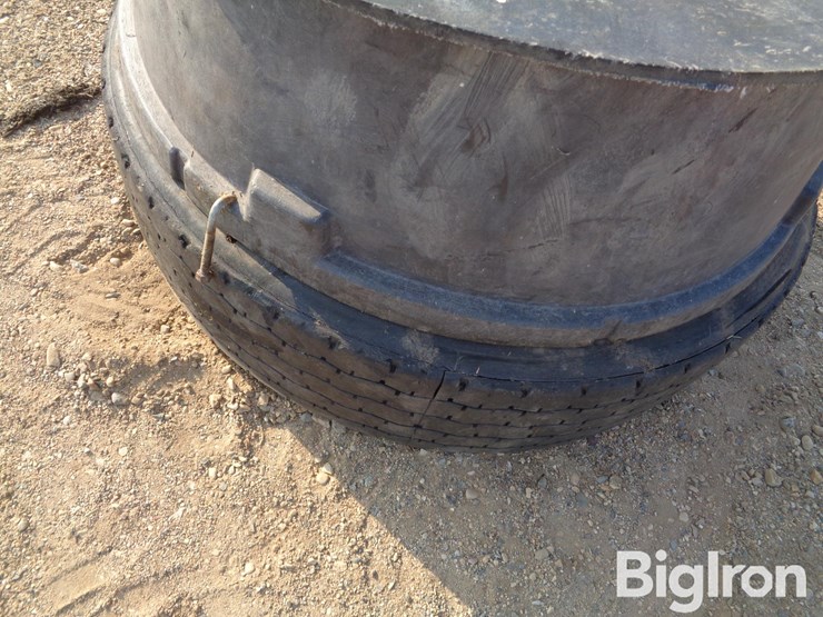 cattle-mineral-feeder-image-12