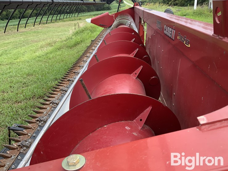 2016-case-ih-3020-image-16