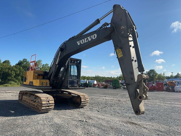 2018-volvo-ec220el-image-3