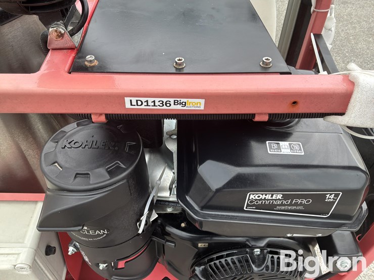 2025-massey-ferguson-730-image-9