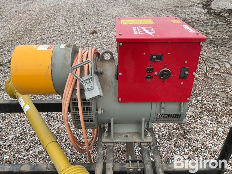 winpower-60/46ptcdr/m1-120/240v-portable-s/a-generator-image-16