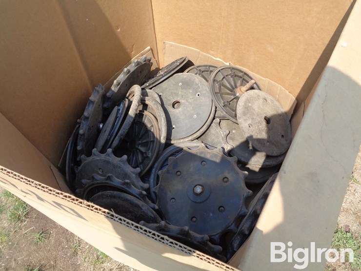 john-deere/-kinze-closing-wheel-image-1