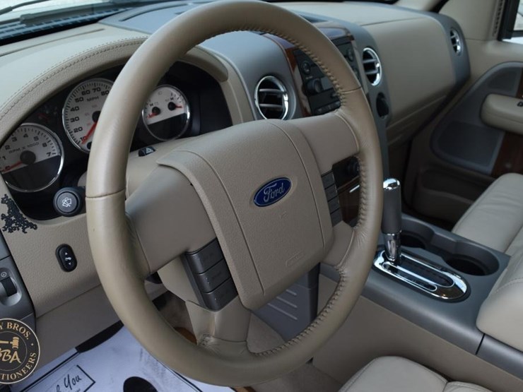 2004-ford-f150-lariat-image-44