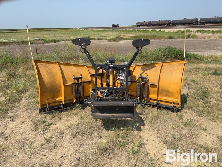 meyers-super-v-snowplow-image-6