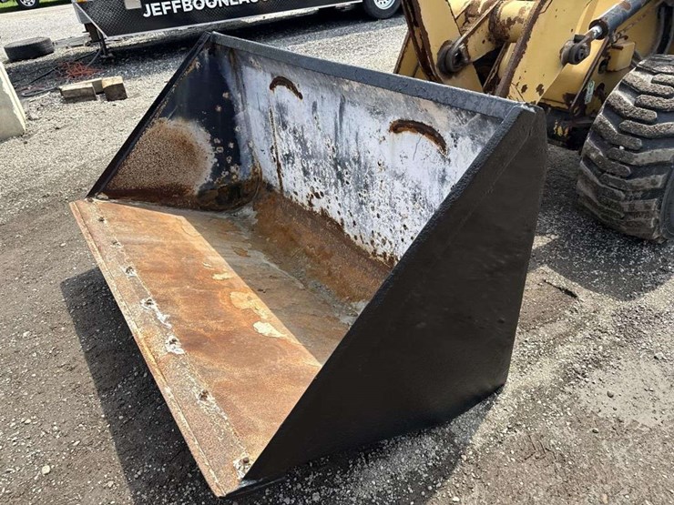 caterpillar-903c-image-6