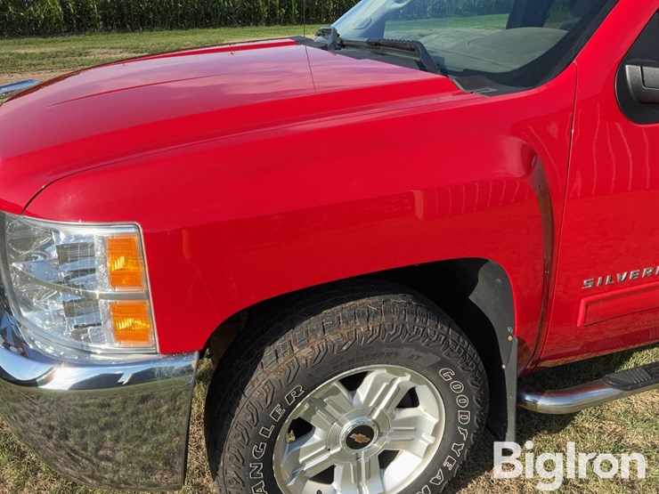 2013-chevrolet-1500-image-11