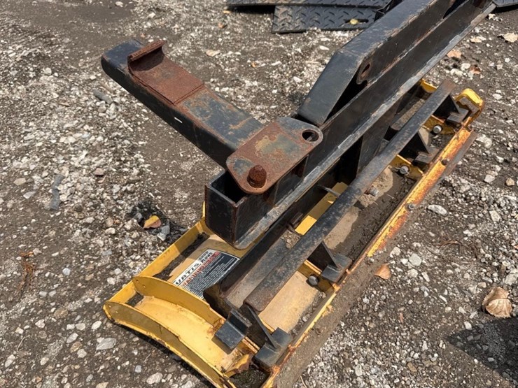 john-deere-4300-image-14