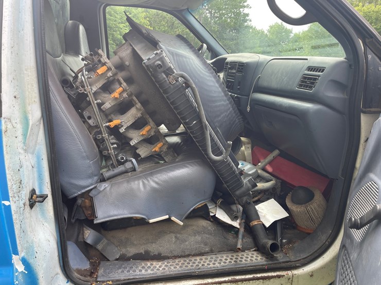 1999-ford-f450-image-18