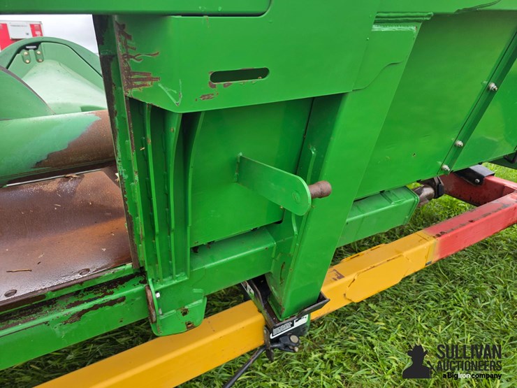 2012-john-deere-608c-image-20