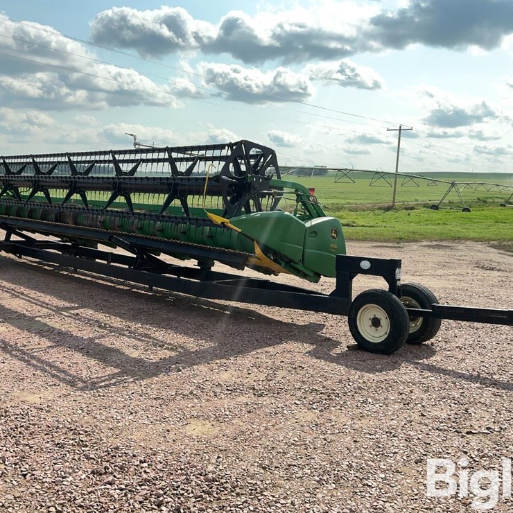 2008 JOHN DEERE 635F