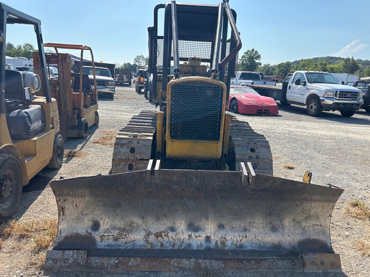 john-deere-450-image-6