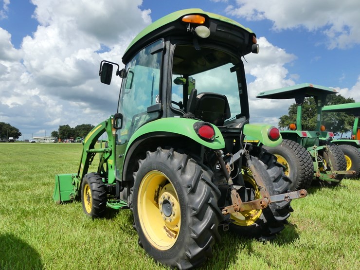john-deere-3520-image-4