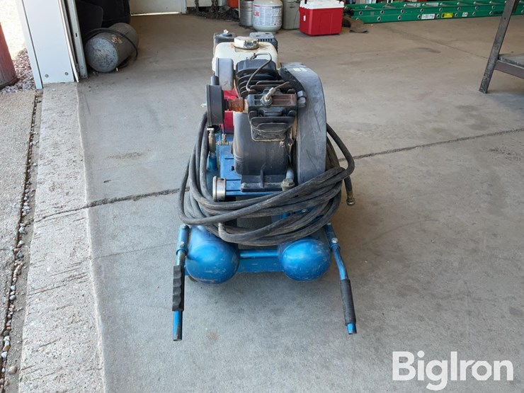 2011-puma-puk-5508g-portable-air-compressor-image-8