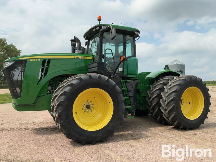 2013-john-deere-9360r-image-1