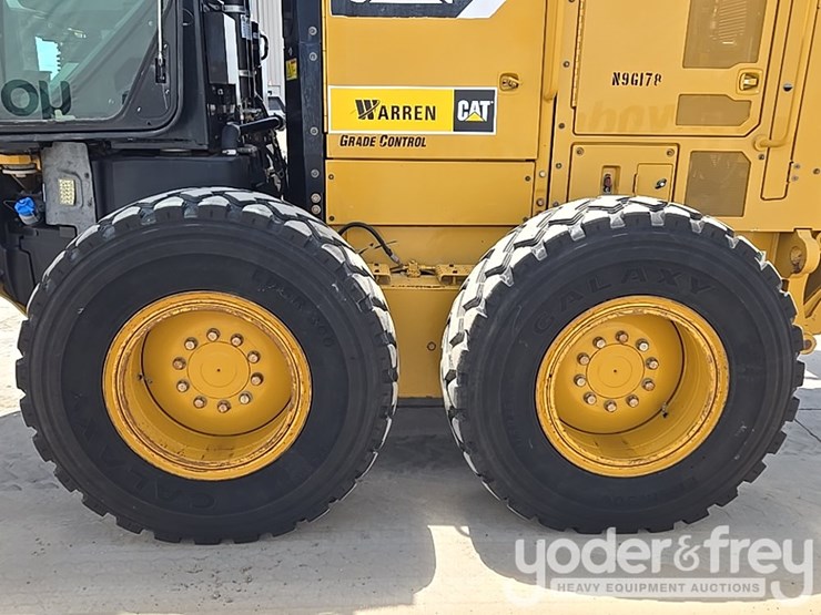 2016-caterpillar-140m3-awd-image-10