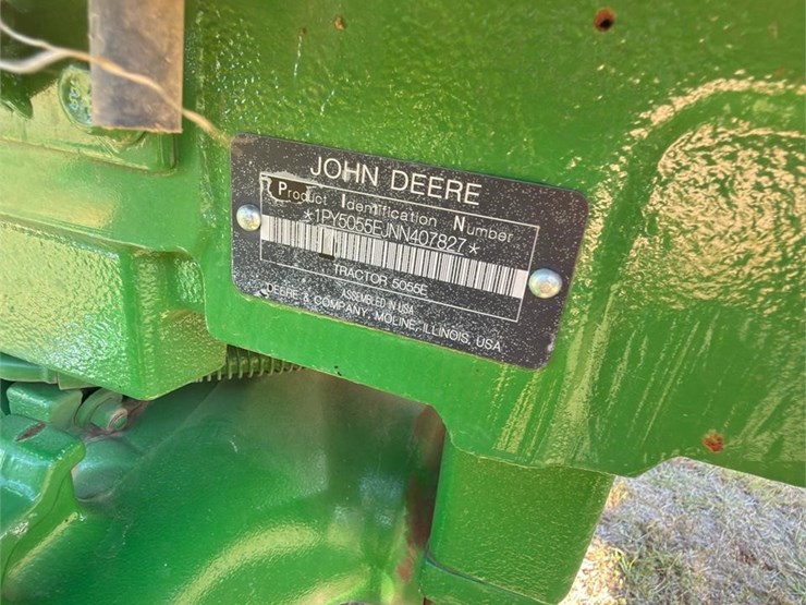 2022-john-deere-5055e-image-6