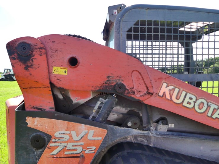 kubota-svl75-2-image-7