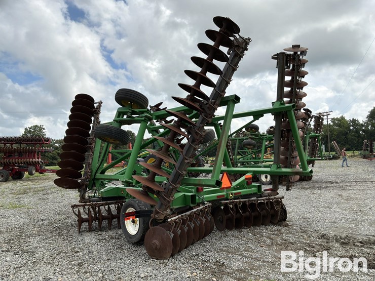 john-deere-2623-image-7