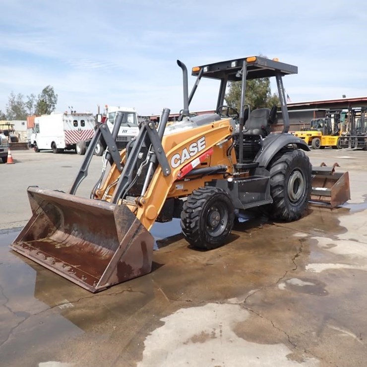 2021 CASE 570N EP