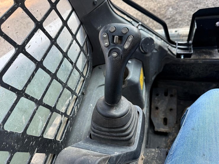 2024-bobcat-t66-image-25