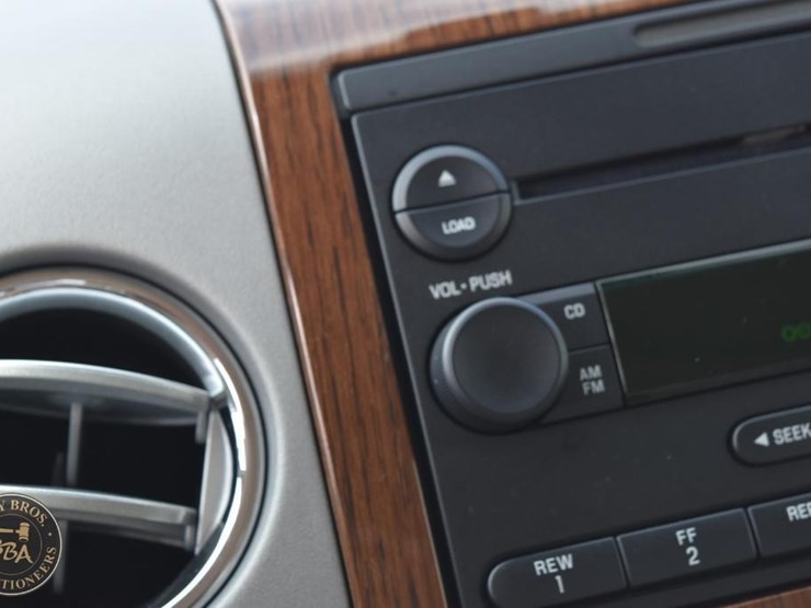 2004-ford-f150-lariat-image-49