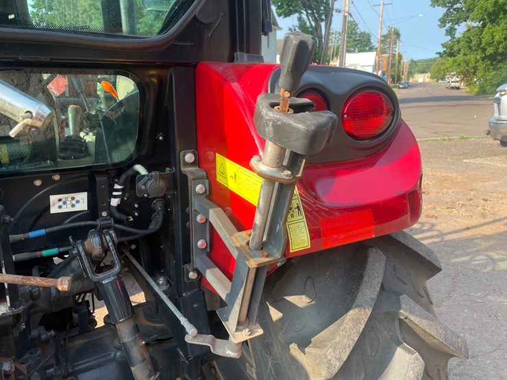 2019-case-ih-farmall-75a-image-31