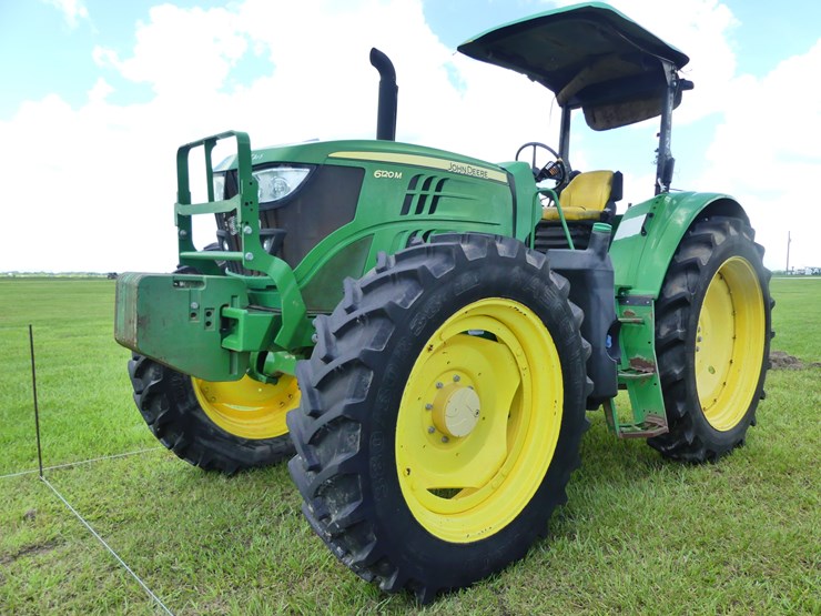 2019-john-deere-6120m-image-1