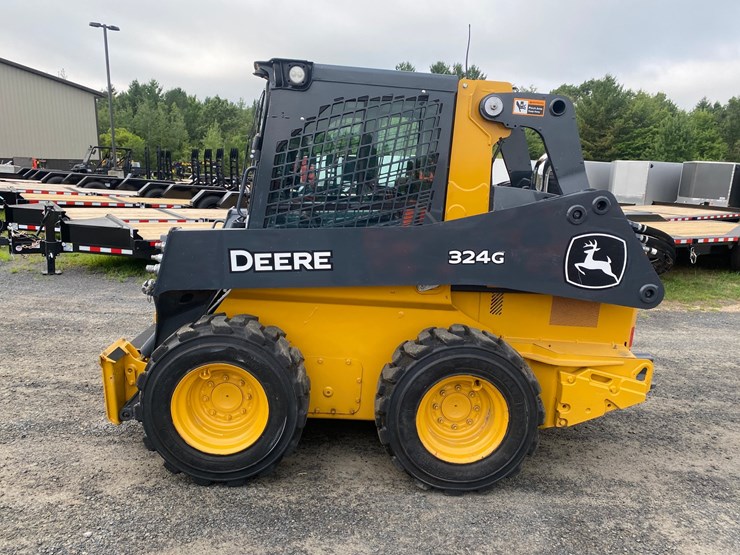 2024-deere-324g-image-8