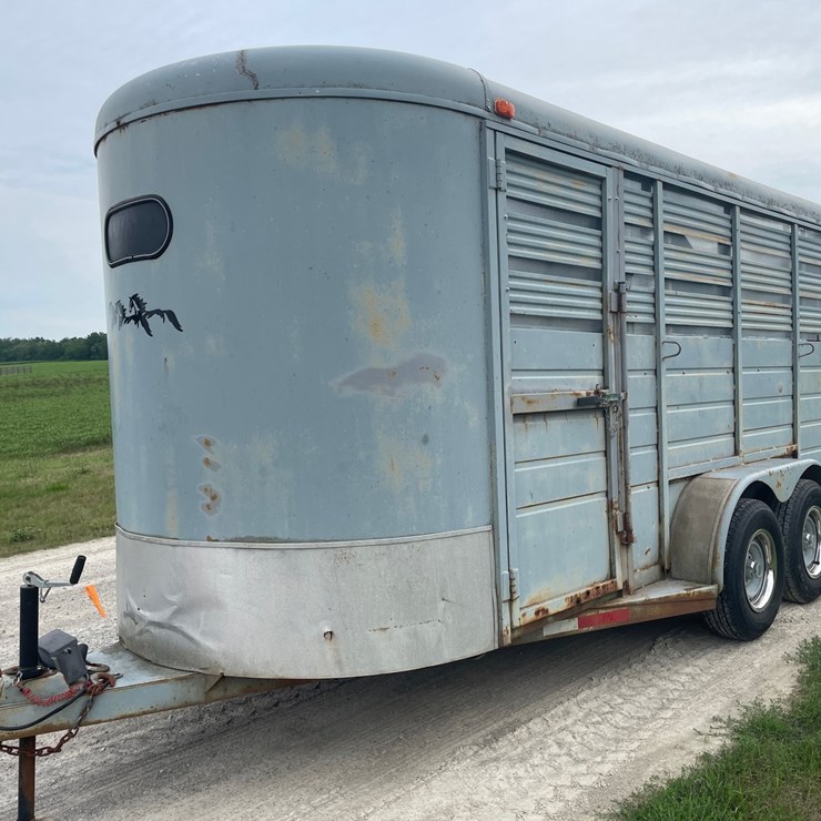 #422 • 1994 Bison 6 x 16' 3-Horse Slant 7' Tall (Has WI Title) (Helenville, WI)