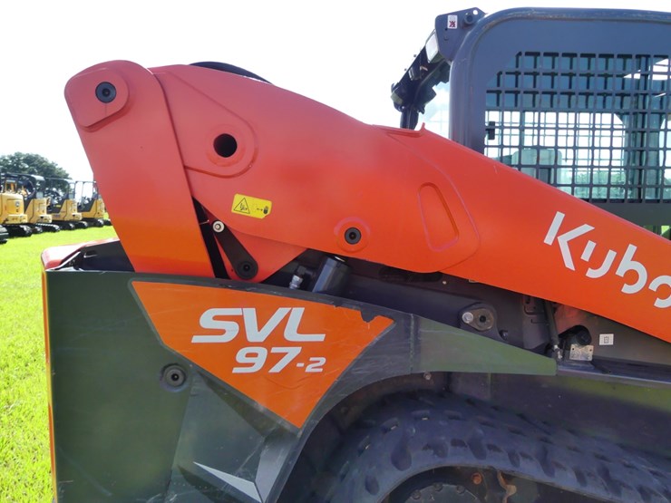 2024-kubota-svl97-2-image-7