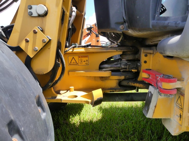 caterpillar-906m-image-8