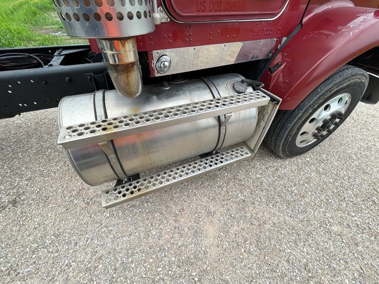 2006-kenworth-t800-image-54