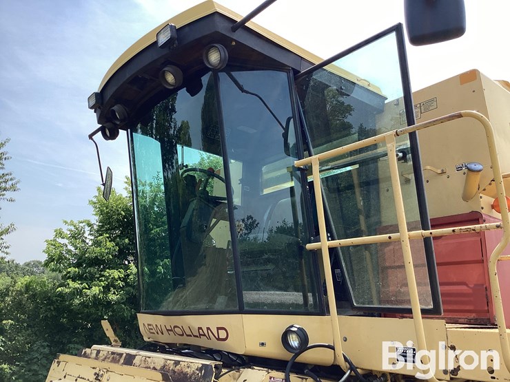1986-new-holland-tr86-image-10