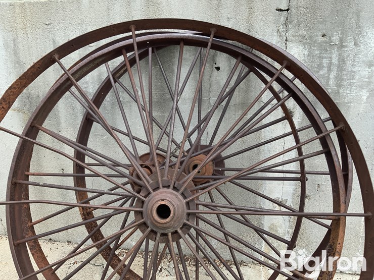 48"-steel-wheels-image-10
