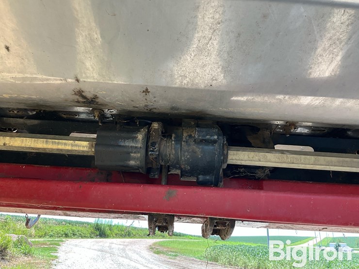 2010-case-ih-3412-image-19