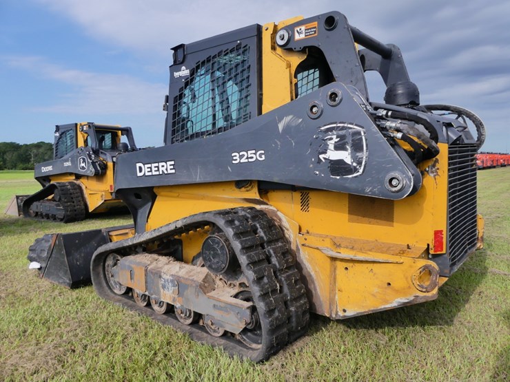 deere-325g-image-4