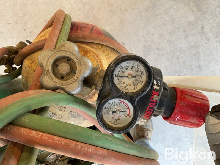 oxygen-&-acetylene-cutting-torch-image-10