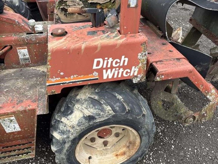 ditch-witch-3610-image-8