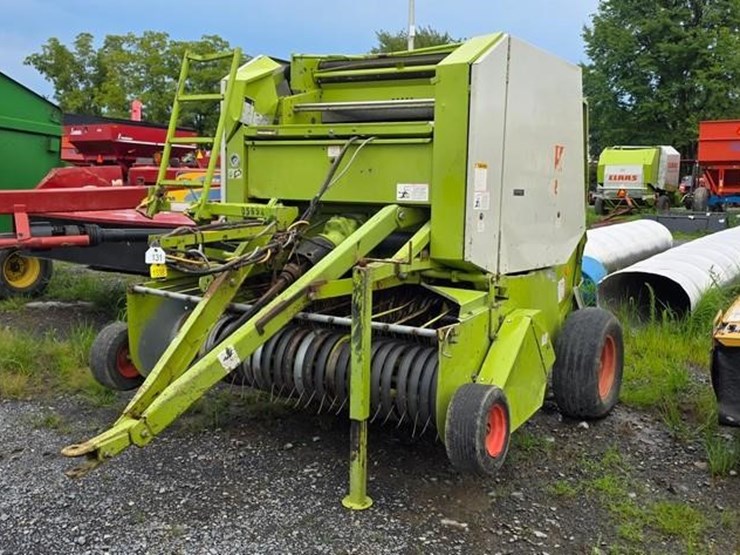 claas-round-baler-image-2