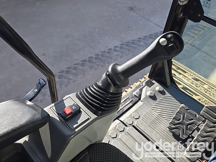 2019-caterpillar-336-image-70