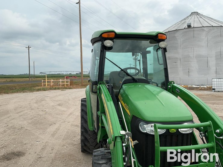 2007-john-deere-3520-image-12