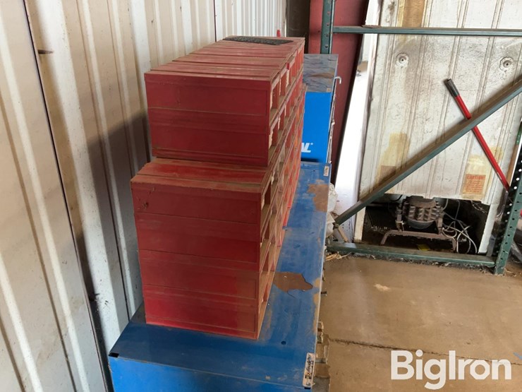 fastenal-bolt-bins-&-hardware-included-image-5