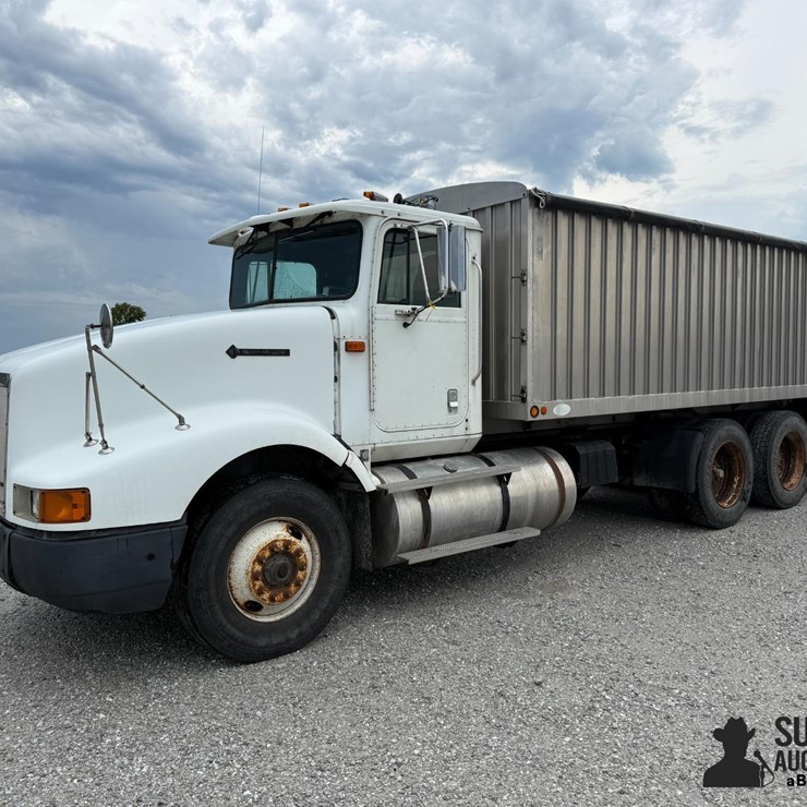 1993 INTERNATIONAL 9400