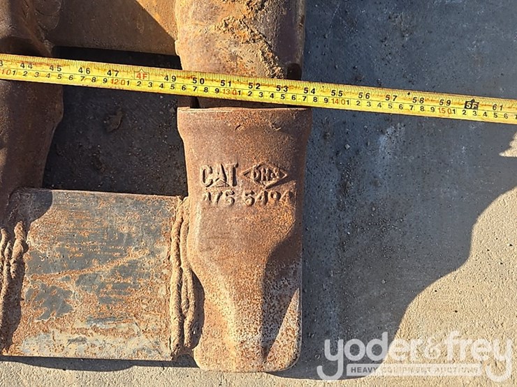 2019-caterpillar-336-image-23