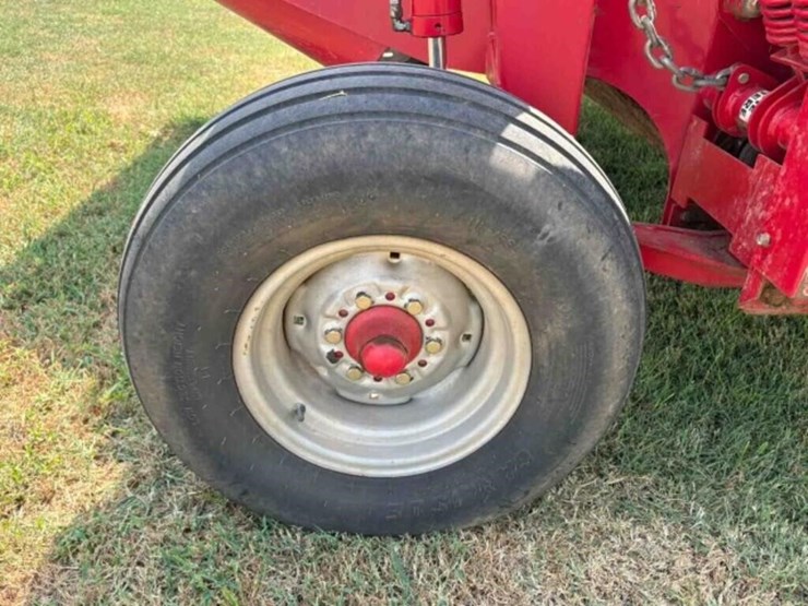 massey-ferguson-1372-image-6
