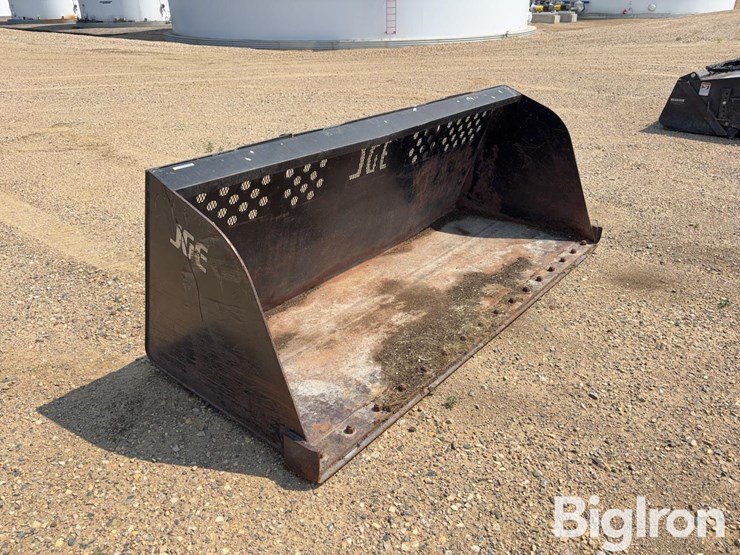 jge-8’-snow-bucket-image-3